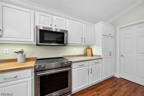 9283 Independence Way, Fort Myers FL - photo 9 of 50