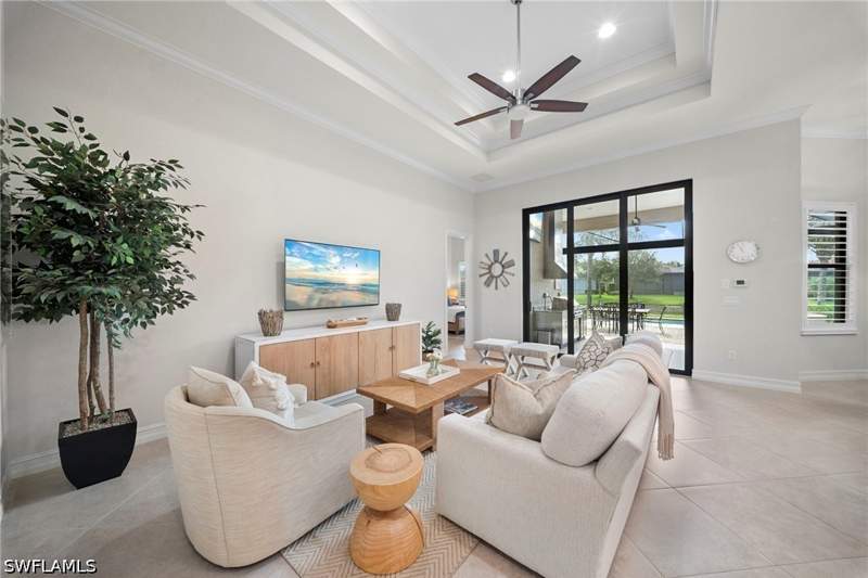 3 bedroom SingleFamilyResidence at 6522 Roma Way, Lakoya, Naples — photo 4