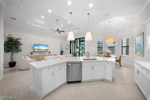 6522 Roma Way, Naples FL - photo 7 of 44