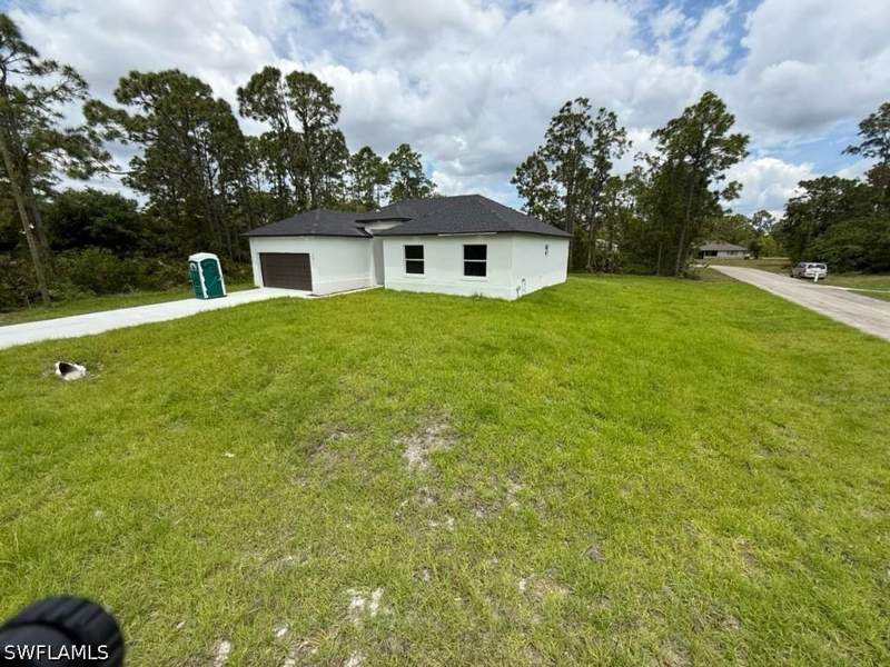 4 bedroom SingleFamilyResidence at 723 Epps Brown St E, Lehigh Acres, Lehigh Acres — photo 4