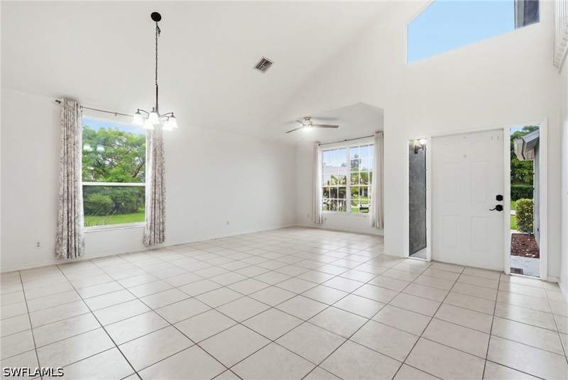 4 bedroom SingleFamilyResidence at 17841 Bermuda Dunes Dr, Three Oaks, Fort Myers — photo 5