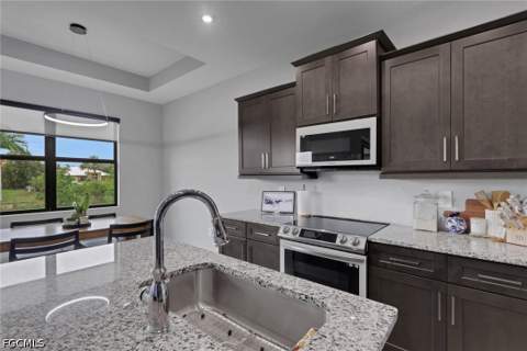 1107 NW 13th St, Cape Coral FL - photo 6 of 22