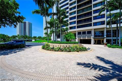 5601 Turtle Bay Dr 1203, Naples FL - photo 21 of 42