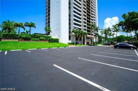 5601 Turtle Bay Dr 1203, Naples FL - photo 22 of 42