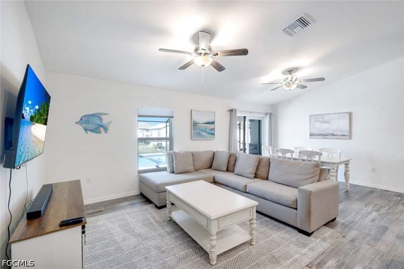 4 bedroom SingleFamilyResidence at 327 NW 23rd St, Cape Coral, Cape Coral — photo 5