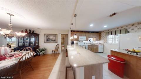 1527 Edgewater Cir, Fort Myers FL - photo 18 of 46