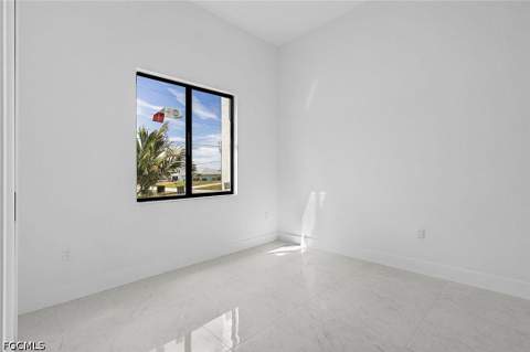 121 Gleason Pkwy, Cape Coral FL - photo 14 of 22