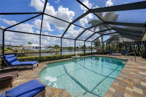 121 Gleason Pkwy, Cape Coral FL - photo 21 of 22