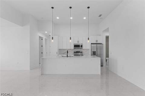 121 Gleason Pkwy, Cape Coral FL - photo 6 of 22