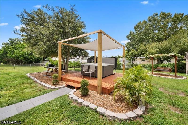 3 bedroom SingleFamilyResidence at 17 Alabama Rd S, Lehigh Acres, Lehigh Acres — photo 2