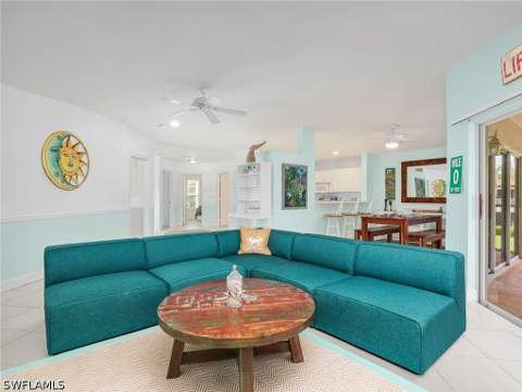 1100 Diamond Cir 1104, Naples FL - photo 13 of 46