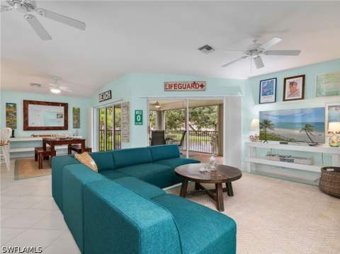1100 Diamond Cir 1104, Naples FL - photo 6 of 46