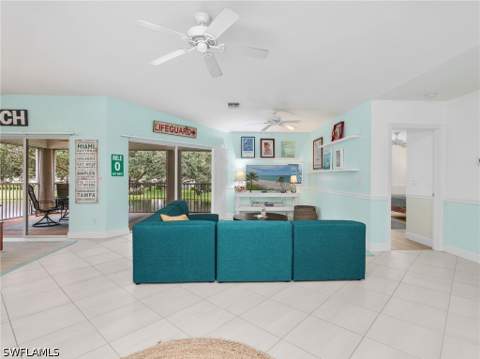 1100 Diamond Cir 1104, Naples FL - photo 9 of 46