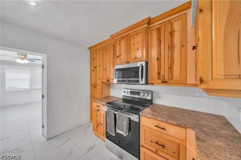 302 E Penn Rd, Lehigh Acres FL - photo 17 of 32