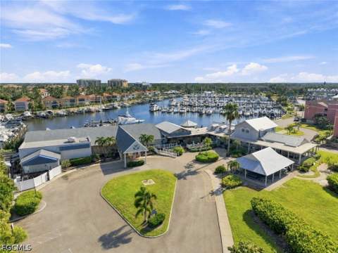 2060 Matecumbe Key Rd 2107, Punta Gorda FL - photo 16 of 30