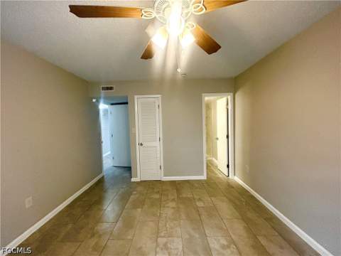 4906 Victoria Dr 103, Cape Coral FL - photo 10 of 30