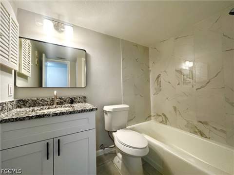 4906 Victoria Dr 103, Cape Coral FL - photo 15 of 30