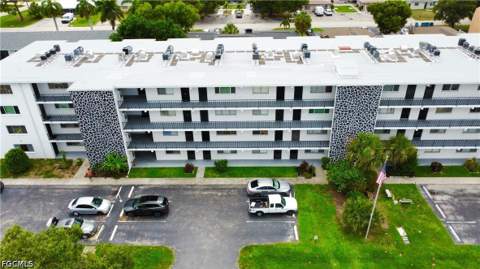 4906 Victoria Dr 103, Cape Coral FL - photo 24 of 30