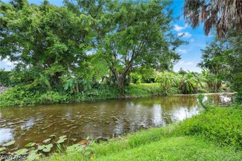 2207 Imperial Golf Co Blvd, Naples FL - photo 17 of 17