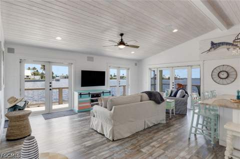 4819 Pine Island Rd NW, Matlacha FL - photo 14 of 23