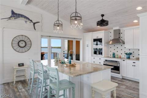 4819 Pine Island Rd NW, Matlacha FL - photo 9 of 23
