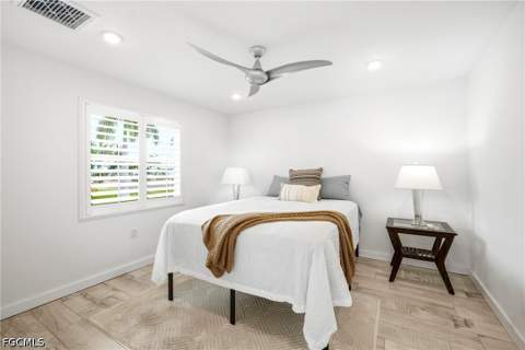 16 Sunview Blvd, Fort Myers Beach FL - photo 13 of 45