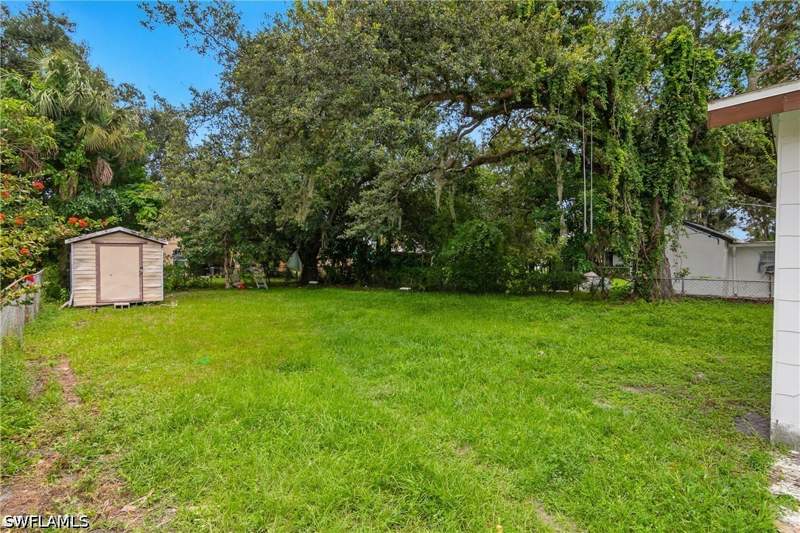 3 bedroom SingleFamilyResidence at 337 Balboa Ave, Russell Park, Fort Myers — photo 3