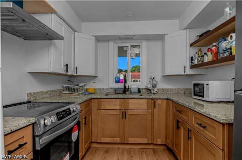 337 Balboa Ave, Fort Myers FL - photo 7 of 9