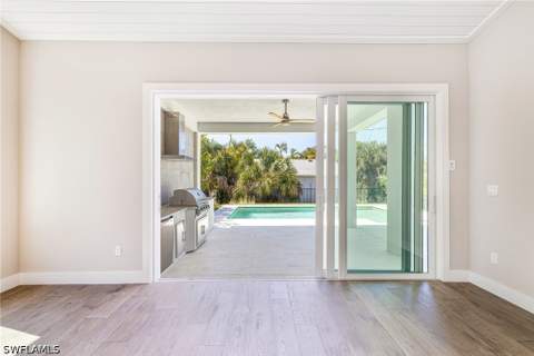 1134 Trail Terrace Dr, Naples FL - photo 7 of 35