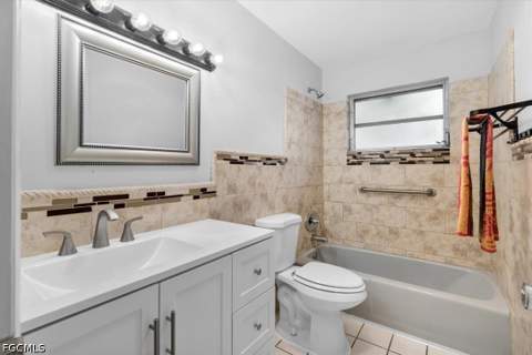 2373 Chandler Ave, Fort Myers FL - photo 11 of 45