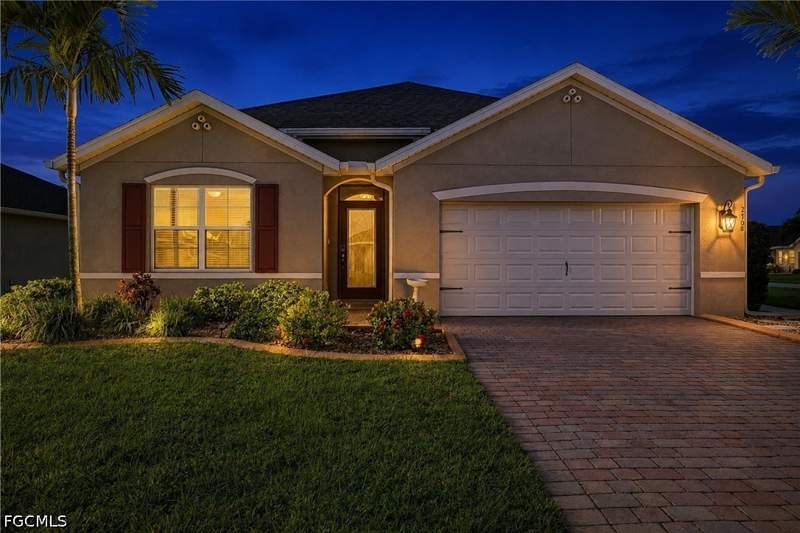 4 bedroom SingleFamilyResidence at 2708 Foralesca Ct, Entrada, Cape Coral — photo 2