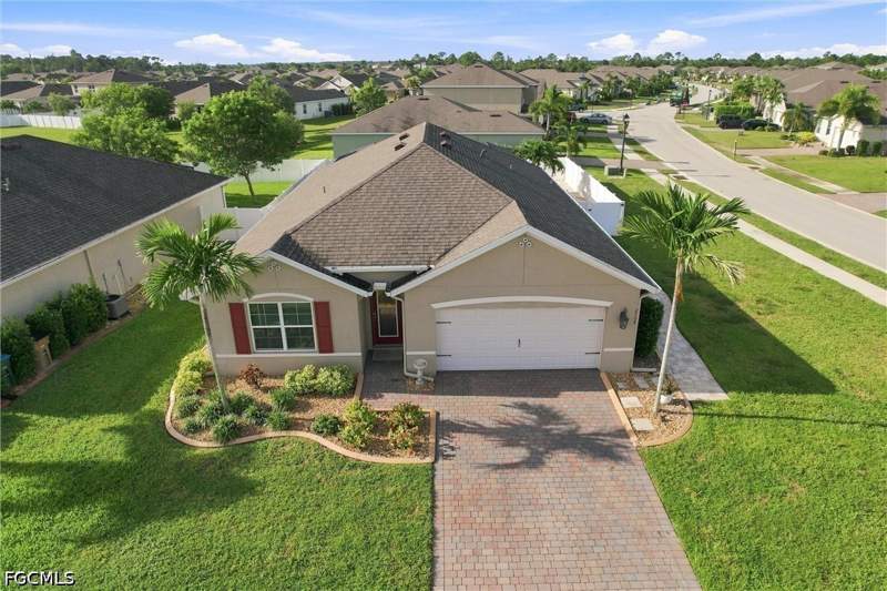 4 bedroom SingleFamilyResidence at 2708 Foralesca Ct, Entrada, Cape Coral — photo 3