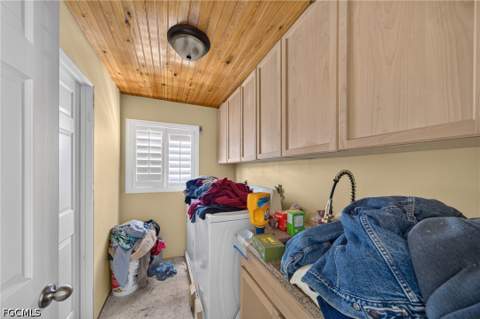202 SE 20th Ct, Cape Coral FL - photo 18 of 24