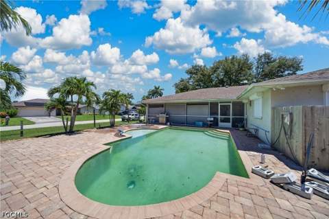 202 SE 20th Ct, Cape Coral FL - photo 23 of 24