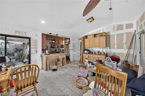 202 SE 20th Ct, Cape Coral FL - photo 8 of 24