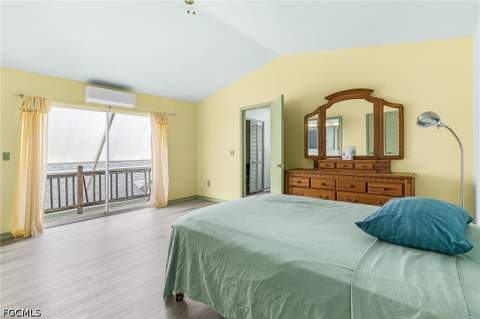13721 Markham Ln 4, Fort Myers FL - photo 17 of 25