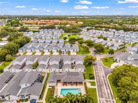 13721 Markham Ln 4, Fort Myers FL - photo 23 of 25