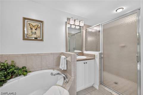 7955 Mahogany Run Ln 514, Naples FL - photo 19 of 38