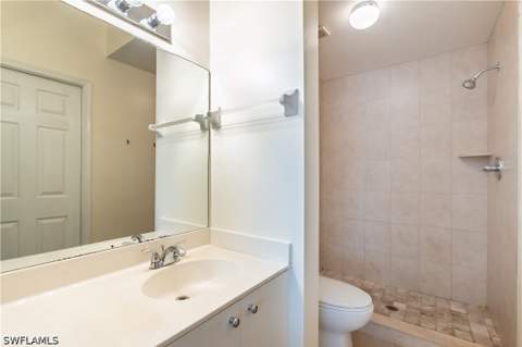 600 Saratoga Cir D--104, Naples FL - photo 21 of 46