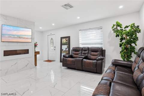 6005 Star Grass Ln, Naples FL - photo 8 of 44