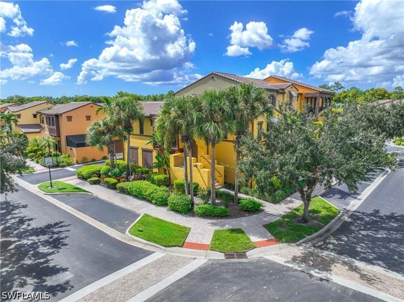 3 bedroom Condominium at 9114 Capistrano St S 8501, Ole, Naples — photo 3