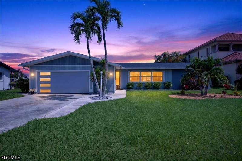 3 bedroom SingleFamilyResidence at 1633 Edith Esplanade, Cape Coral, Cape Coral — photo 3