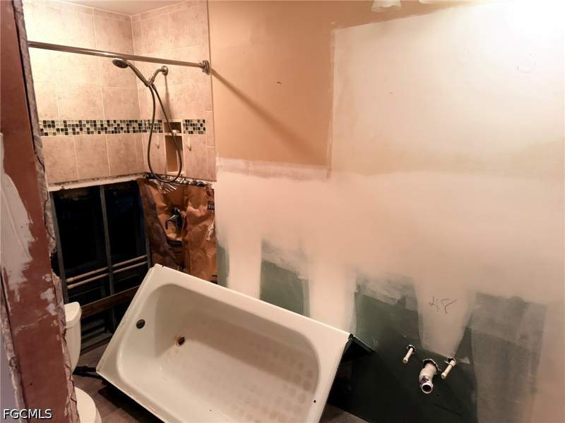 2 bedroom Condominium at 9150 Southmont Cv 105, Southmont Cove, Fort Myers — photo 3