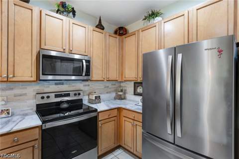 3261 Lee Way Ct 503, North Fort Myers FL - photo 7 of 42