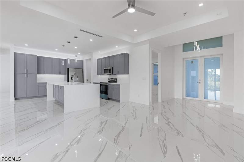 4 bedroom SingleFamilyResidence at 1623 NW 2nd St, Cape Coral, Cape Coral — photo 4