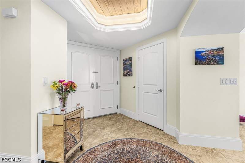 3 bedroom Condominium at 2104 W First St 1802, High Point Place, Fort Myers — photo 3