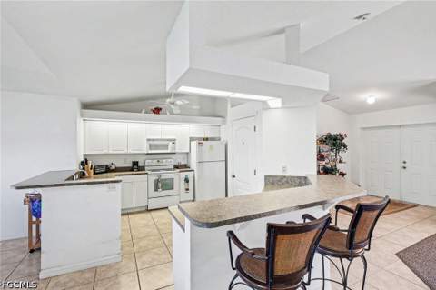 1108 SE 13th Pl, Cape Coral FL - photo 10 of 24