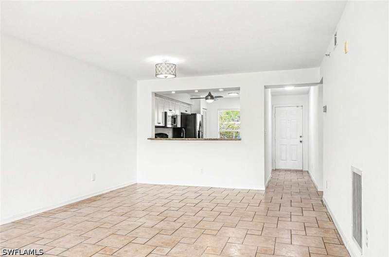 2 bedroom Condominium at 9650 Victoria Ln 104, Victoria Shores, Naples — photo 3