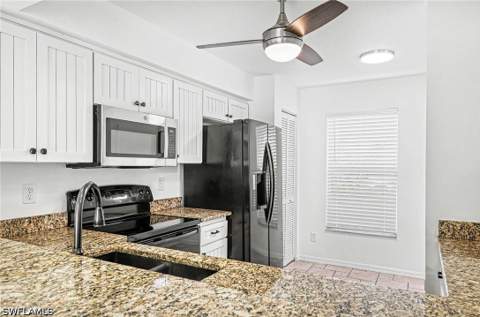 9650 Victoria Ln 104, Naples FL - photo 7 of 17