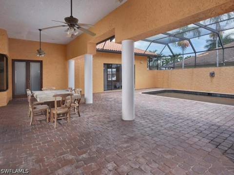10 Anchor Ct, Marco Island FL - photo 7 of 40